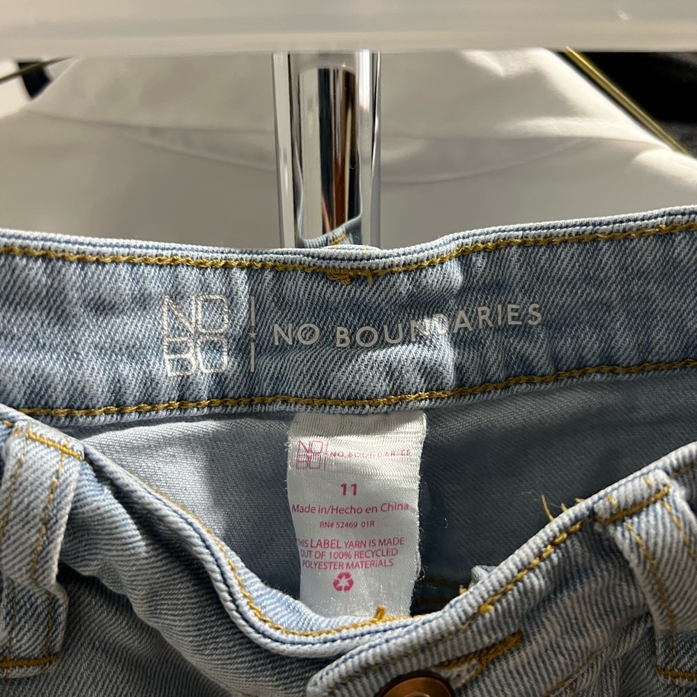 No Boundaries Jeans